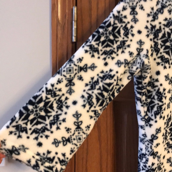 Nautica sleepwear 🎉🎉🎉🎉 - Picture 4 of 4